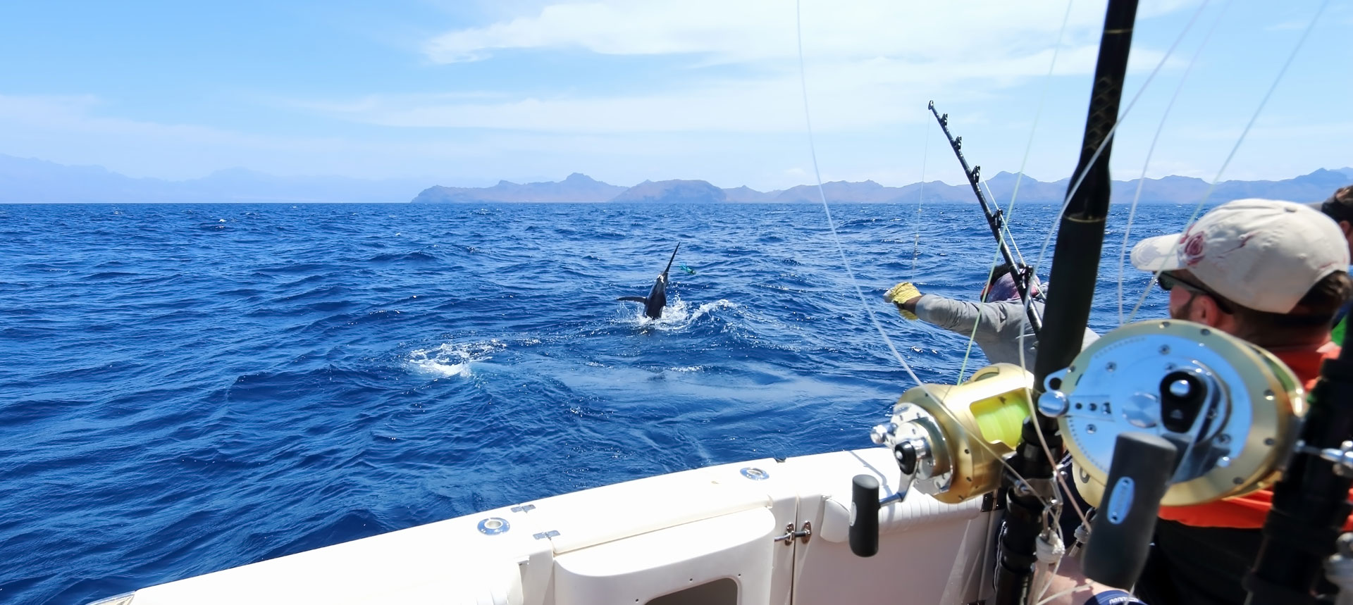 LUXURY PRIVATE CHARTER SPORT FISHING - SALT Luxury Miami - EXPLORE ...